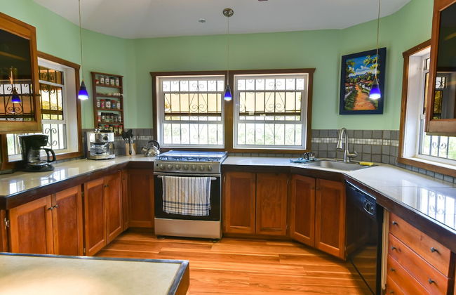 Mariposa Lodge - Photo 30