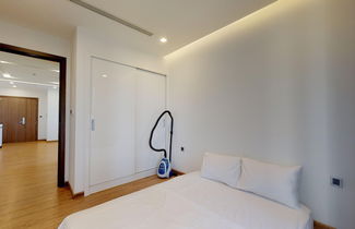 Photo 3 - Homefromhome Metropolis Apartments