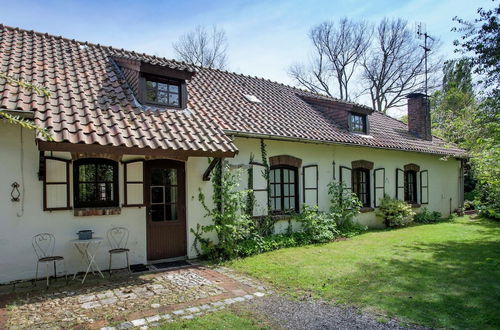 Foto 42 - Magnificent Farmhouse in Sint Joost With Private Pool