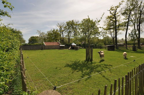 Photo 28 - Stylish Farmhouse in Nieuwleusen With Private Garden and Sauna