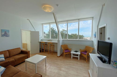 Photo 16 - Apartment With Stunning Views