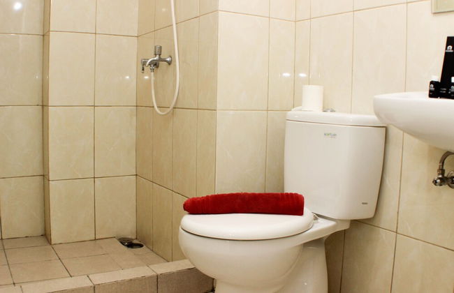Warm And Tranquil 2Br At Springlake Summarecon Bekasi Apartment - Photo 10