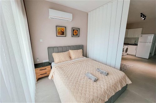 Foto 9 - Impeccable 1-bed Apartment in Caesar Resort