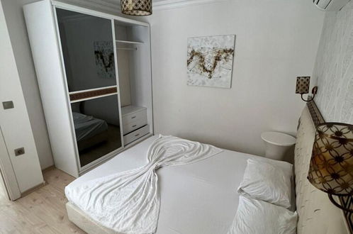 Foto 10 - Flat Near Beach in Didim With Shared Pool