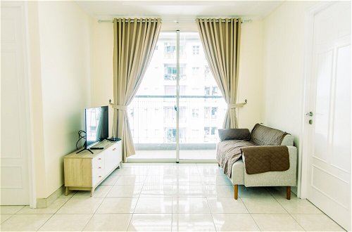 Foto 7 - Elegant And Spacious 2Br At Frenchwalk Apartment Near Moi