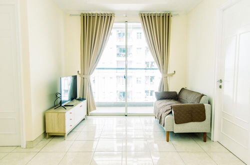 Photo 7 - Elegant And Spacious 2Br At Frenchwalk Apartment Near Moi