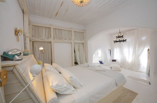 Photo 5 - Mykonos Teatro Suites and Villa