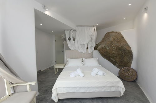 Photo 17 - Mykonos Teatro Suites and Villa