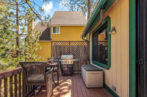 Photo 28 - Sutter Ln by Avantstay Beautifully Remodeled Kitchen,4cabin-chic Bedrooms