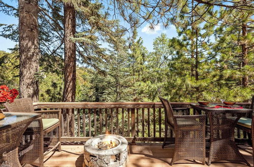 Photo 29 - Sutter Ln by Avantstay Beautifully Remodeled Kitchen,4cabin-chic Bedrooms