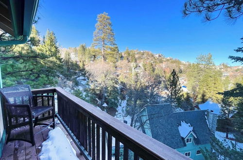 Photo 21 - Sutter Ln by Avantstay Beautifully Remodeled Kitchen,4cabin-chic Bedrooms