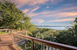 Foto 3 - Dawson by Avantstay Serene Austin Home set Amongst Nature w/ Pool , Hot Tub & Close to Lake Travis