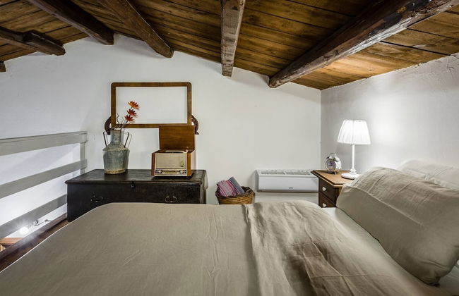 Authentic Sicilian Charm With Pool, Sea View, Parking & Wifi - Photo 13