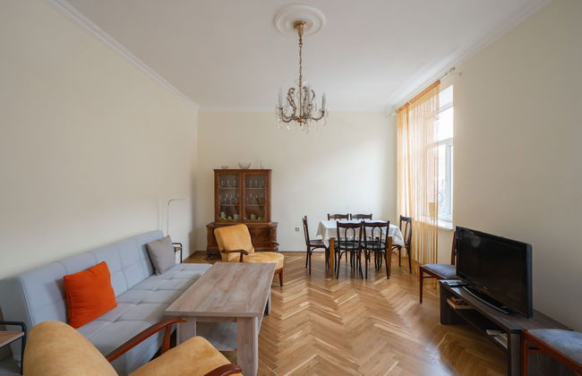 RIS Central Apartments Yerevan - Photo 19