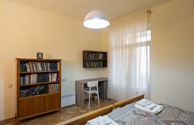 RIS Central Apartments Yerevan - Photo 21