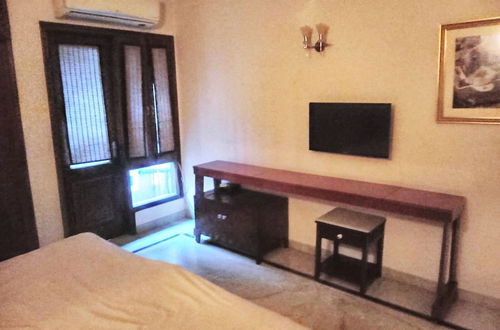 Foto 10 - Captivating 2-bed Apartment in New Delhi