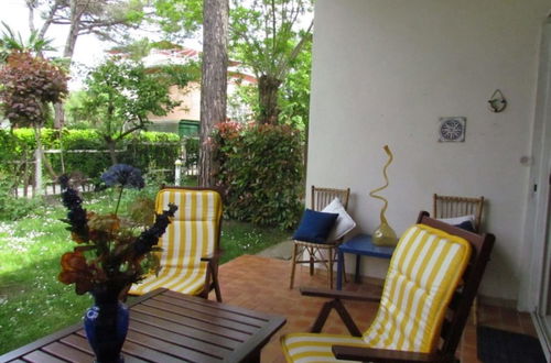 Foto 17 - Lovely Villa With Spacious Private Garden