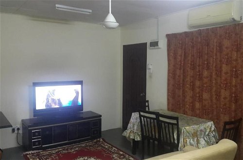 Foto 3 - Mri Homestay Sg Buloh - 2 Br House With Centralised Private Pool