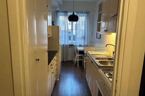 Photo 4 - Cozy City Apartment in Heart of Södermalm