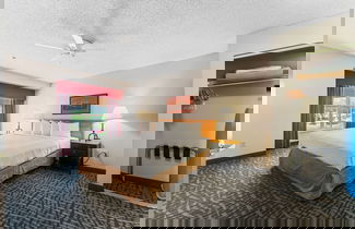 Photo 3 - Metro Scottsdale Apartments