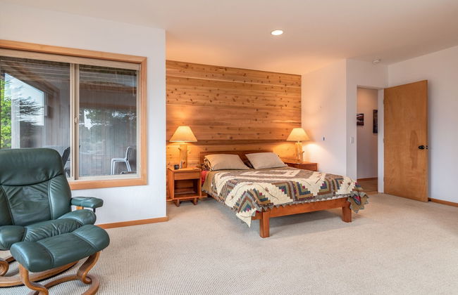 Shell Beach Retreat - Photo 7