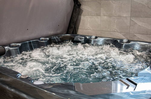 Photo 53 - Private Hot Tub, Sauna, Ice Bath Gym Apartment