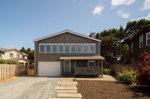 Photo 26 - Vivenda Vida Boa by Avantstay Recently Renovated Home in Manzanita w/ Lovely Sunny Deck