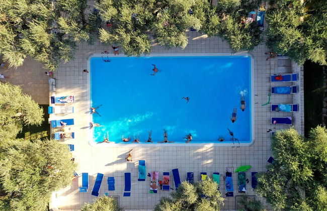 "saracena" Superior Holiday Home With Swimming Pool and Private Beach - Photo 8