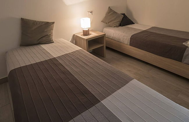 "saracena" Superior Holiday Home With Swimming Pool and Private Beach - Photo 2
