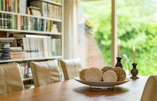 Photo 2 - Cozy Holiday Home with Hot Tub in Lauwersoog by Lake