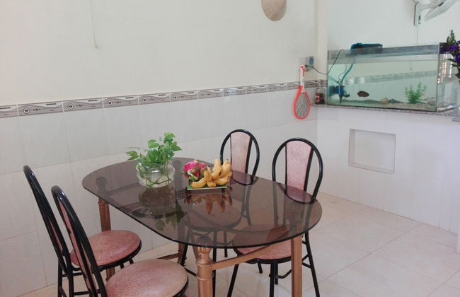 The House 17 1 - Photo 6