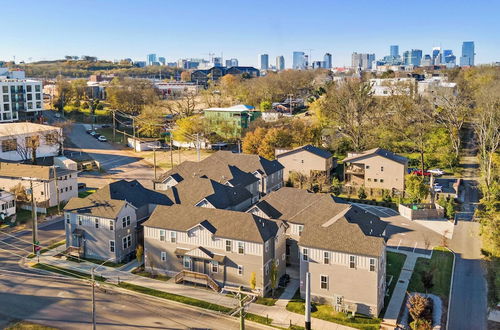 Foto 16 - Hart Suite 16 by Avantstay Gorgeous Town House w/ Modern Amenities in Nashville