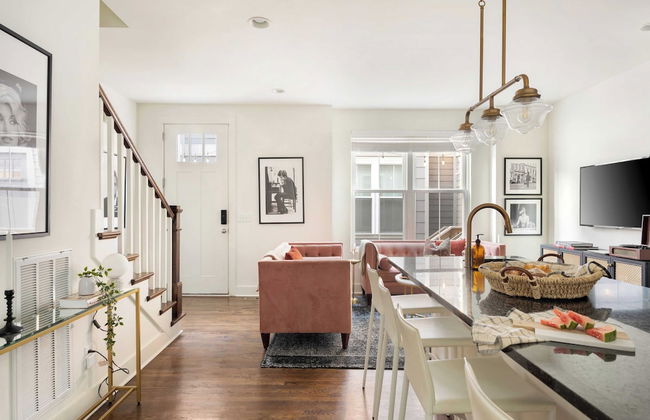 Hart Suite 16 by Avantstay Gorgeous Town House w/ Modern Amenities in Nashville! - Foto 8