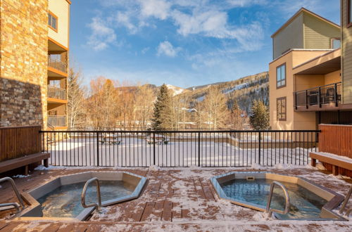Foto 14 - Cloud 9 by Avantstay Located at the Base of Vail Ski Resort w/ Community Pool & Hot Tub