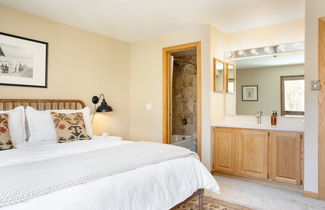 Foto 3 - Cloud 9 by Avantstay Located at the Base of Vail Ski Resort w/ Community Pool & Hot Tub