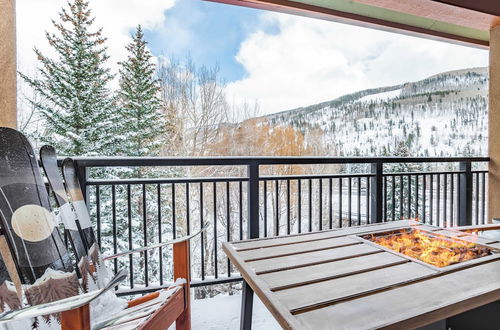 Photo 13 - Cloud 9 by Avantstay Located at the Base of Vail Ski Resort w/ Community Pool & Hot Tub