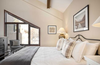 Foto 3 - Cloud 9 by Avantstay Located at the Base of Vail Ski Resort w/ Community Pool & Hot Tub