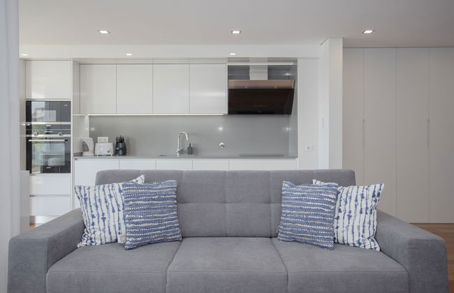 Liiiving - Luxury River View Apartment V - Photo 33