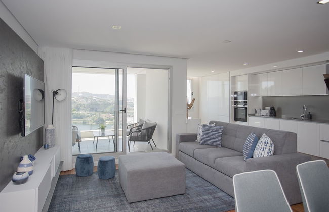 Liiiving - Luxury River View Apartment V - Photo 34