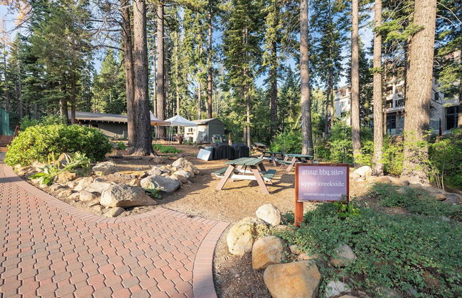 Wolfe by Avantstay 5mins Northstar! w/ Hot Tub, Fireplace, 2 Private Decks! - Foto 26