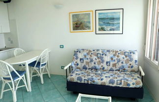 Foto 3 - Very Nice Studio With Seaview Terrace Close to the Beach