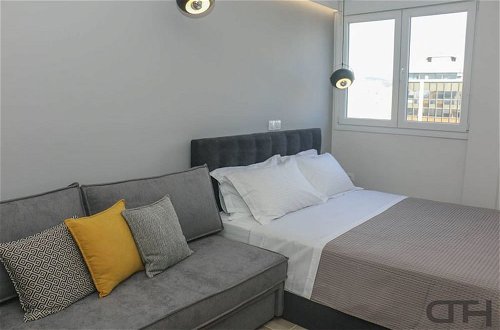 Photo 2 - New Deluxe Studio 1 - Downtown Thessaloniki-fully Equipped