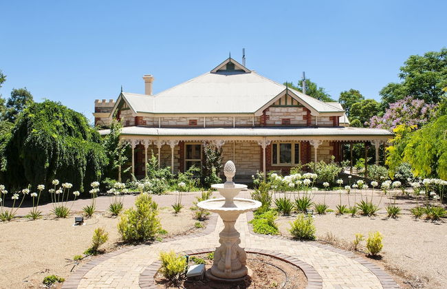 Cockburn House - Foto 1