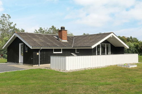 Photo 1 - Beautiful Holiday Home in Blåvand With Sauna