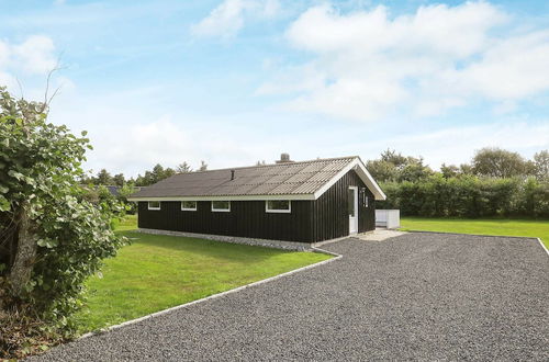 Photo 18 - Beautiful Holiday Home in Blåvand With Sauna