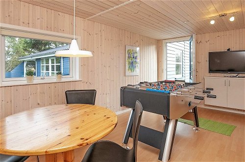 Foto 15 - 8 Person Holiday Home in Ulfborg