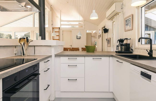 12 Person Holiday Home in Vaeggerlose - Foto 8