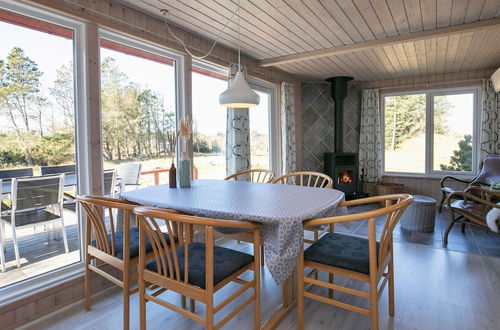 Photo 12 - 6 Person Holiday Home in Oksbol