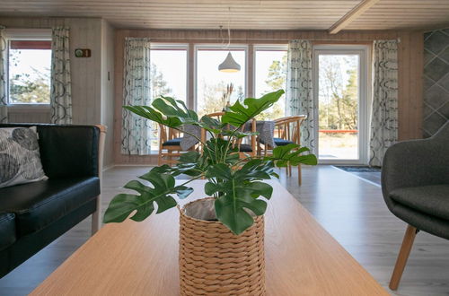 Photo 12 - 6 Person Holiday Home in Oksbol