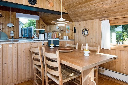 Foto 2 - 4 Person Holiday Home in Knebel